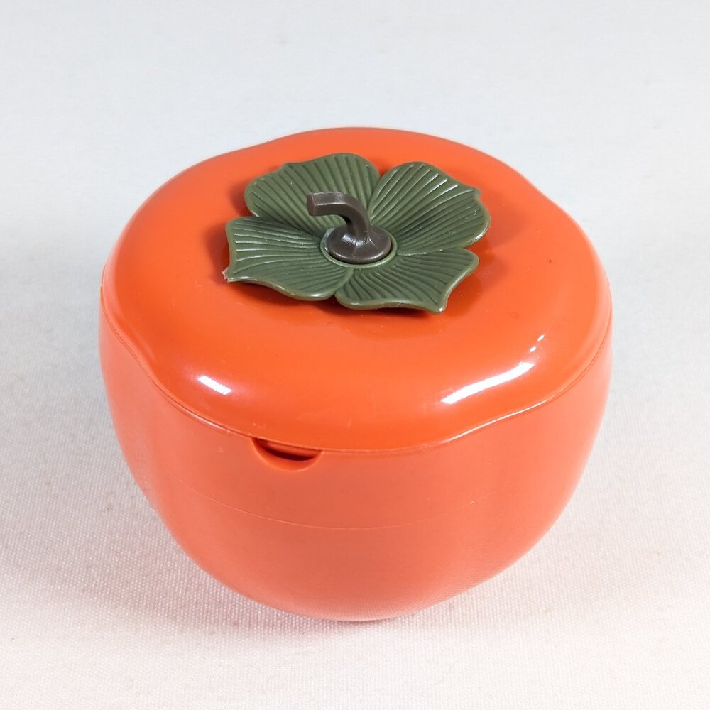 Plastic persimmon condiment dish, lidded plastic container made in Japan